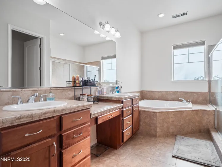 7490 Rough Rock, Reno, Nevada 89502, 4 Bedrooms Bedrooms, ,3 BathroomsBathrooms,Residential,Residential,Rough Rock,250059211