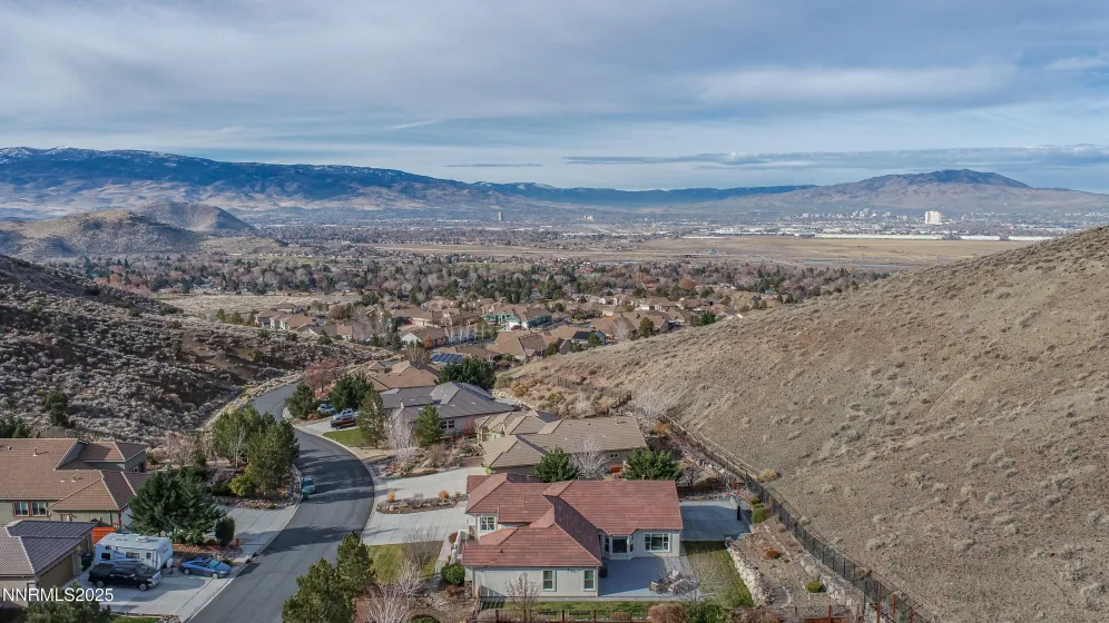 7490 Rough Rock, Reno, Nevada 89502, 4 Bedrooms Bedrooms, ,3 BathroomsBathrooms,Residential,Residential,Rough Rock,250059211