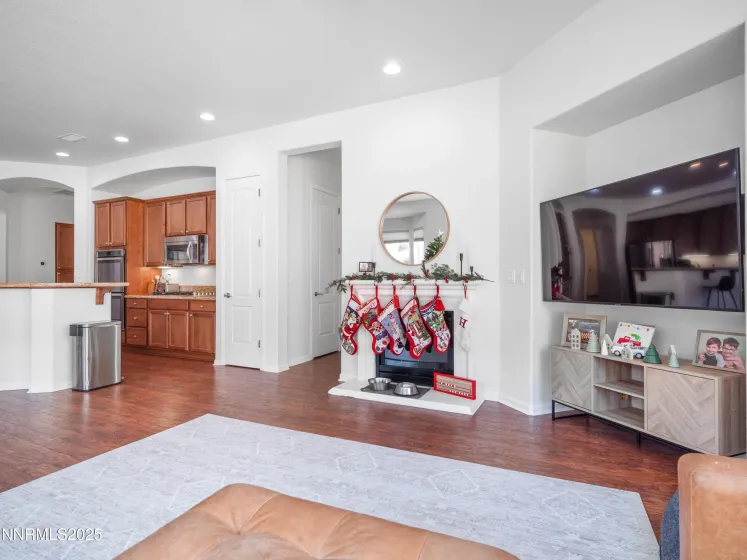 7490 Rough Rock, Reno, Nevada 89502, 4 Bedrooms Bedrooms, ,3 BathroomsBathrooms,Residential,Residential,Rough Rock,250059211