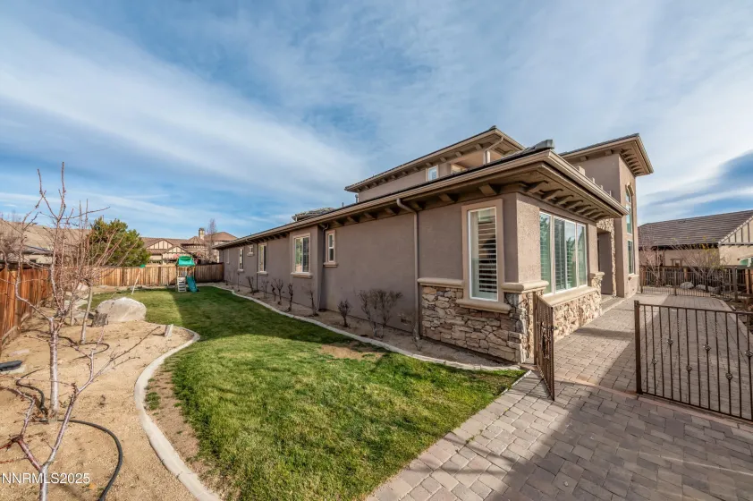 1855 Graysburg, Reno, Nevada 89523, 4 Bedrooms Bedrooms, ,5 BathroomsBathrooms,Residential,Residential,Graysburg,250059213