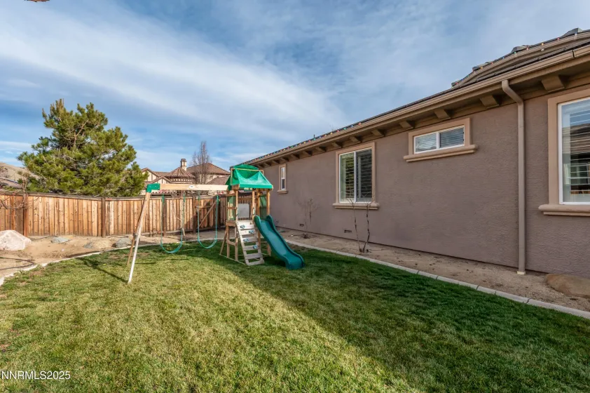 1855 Graysburg, Reno, Nevada 89523, 4 Bedrooms Bedrooms, ,5 BathroomsBathrooms,Residential,Residential,Graysburg,250059213