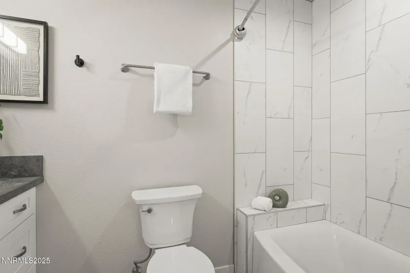 222 Arroyo, Reno, Nevada 89509, 3 Bedrooms Bedrooms, ,3 BathroomsBathrooms,Residential,Residential,Arroyo,250059215