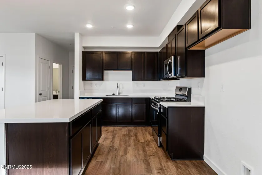 343 Halite, Dayton, Nevada 89403, 3 Bedrooms Bedrooms, ,3 BathroomsBathrooms,Residential,Residential,Halite,250059217