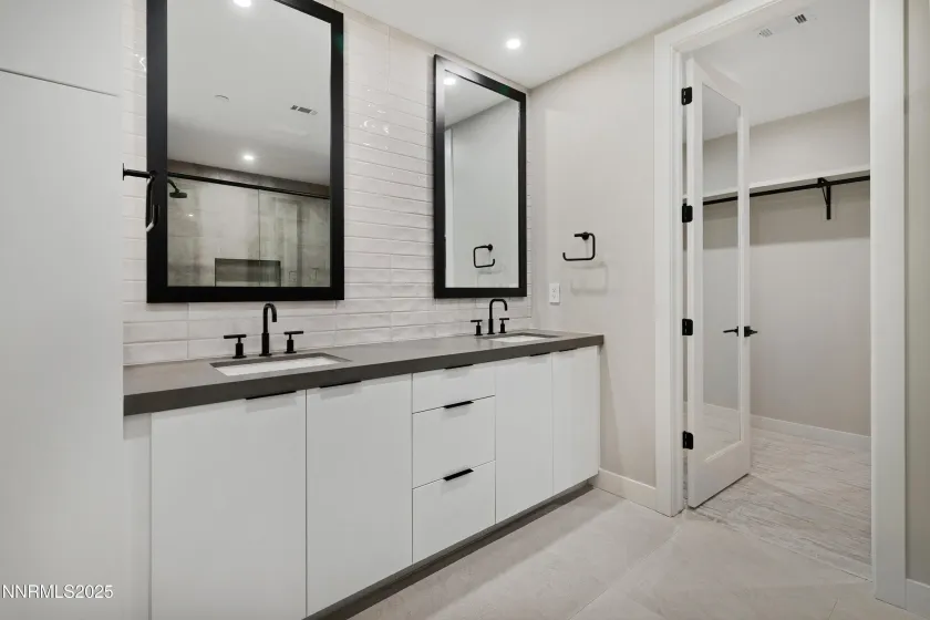 77 Caballada, Reno, Nevada 89511, 2 Bedrooms Bedrooms, ,3 BathroomsBathrooms,Residential,Residential,Caballada,250059220