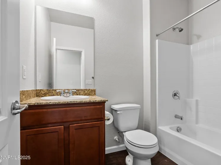 242 Red Oak, Fernley, Nevada 89408, 3 Bedrooms Bedrooms, ,2 BathroomsBathrooms,Residential,Residential,Red Oak,250053683