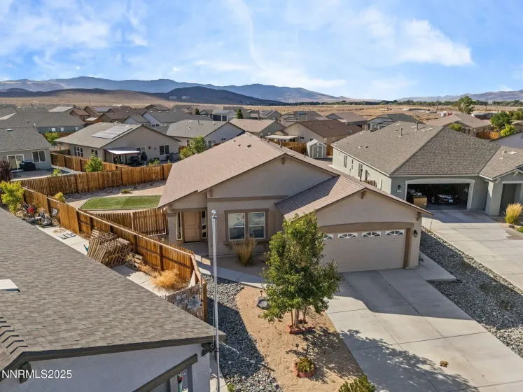 242 Red Oak, Fernley, Nevada 89408, 3 Bedrooms Bedrooms, ,2 BathroomsBathrooms,Residential,Residential,Red Oak,250053683