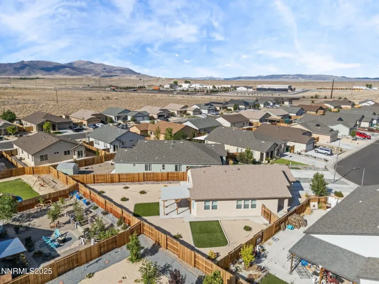 242 Red Oak, Fernley, Nevada 89408, 3 Bedrooms Bedrooms, ,2 BathroomsBathrooms,Residential,Residential,Red Oak,250053683