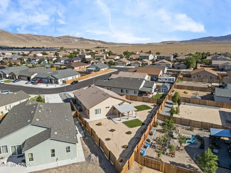 242 Red Oak, Fernley, Nevada 89408, 3 Bedrooms Bedrooms, ,2 BathroomsBathrooms,Residential,Residential,Red Oak,250053683