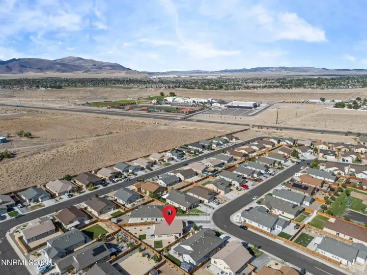 242 Red Oak, Fernley, Nevada 89408, 3 Bedrooms Bedrooms, ,2 BathroomsBathrooms,Residential,Residential,Red Oak,250053683