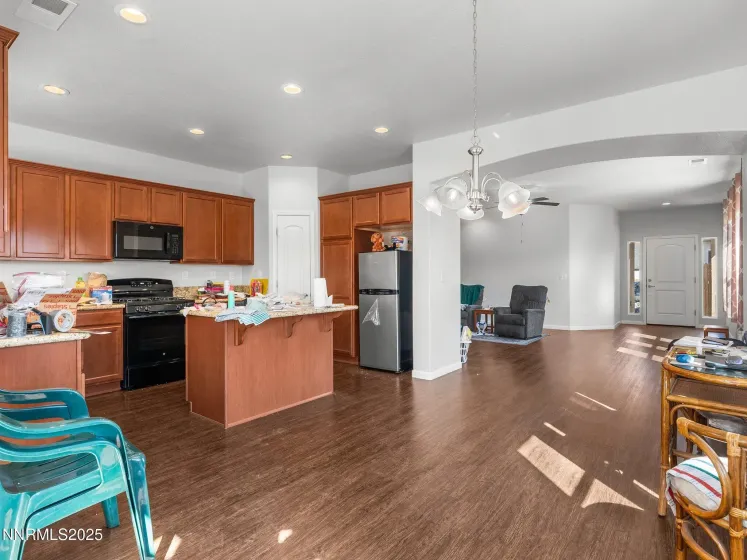 242 Red Oak, Fernley, Nevada 89408, 3 Bedrooms Bedrooms, ,2 BathroomsBathrooms,Residential,Residential,Red Oak,250053683