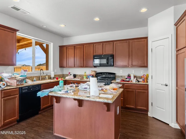 242 Red Oak, Fernley, Nevada 89408, 3 Bedrooms Bedrooms, ,2 BathroomsBathrooms,Residential,Residential,Red Oak,250053683