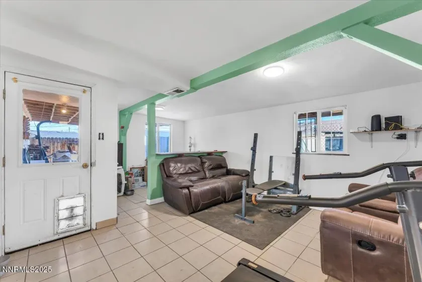 1250 Oxford, Sparks, Nevada 89431, 4 Bedrooms Bedrooms, ,2 BathroomsBathrooms,Residential,Residential,Oxford,250059222