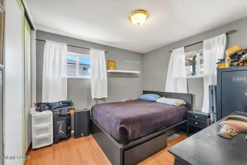 1250 Oxford, Sparks, Nevada 89431, 4 Bedrooms Bedrooms, ,2 BathroomsBathrooms,Residential,Residential,Oxford,250059222