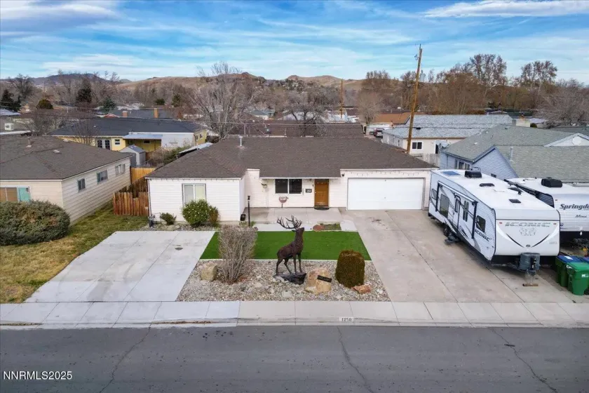 1250 Oxford, Sparks, Nevada 89431, 4 Bedrooms Bedrooms, ,2 BathroomsBathrooms,Residential,Residential,Oxford,250059222
