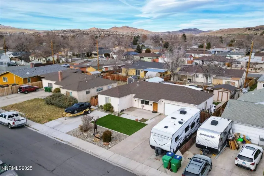 1250 Oxford, Sparks, Nevada 89431, 4 Bedrooms Bedrooms, ,2 BathroomsBathrooms,Residential,Residential,Oxford,250059222