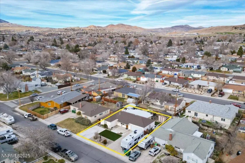 1250 Oxford, Sparks, Nevada 89431, 4 Bedrooms Bedrooms, ,2 BathroomsBathrooms,Residential,Residential,Oxford,250059222