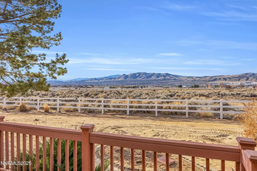 25 El Caballo, Sparks, Nevada 89441, 3 Bedrooms Bedrooms, ,2 BathroomsBathrooms,Residential,Residential,El Caballo,250059223