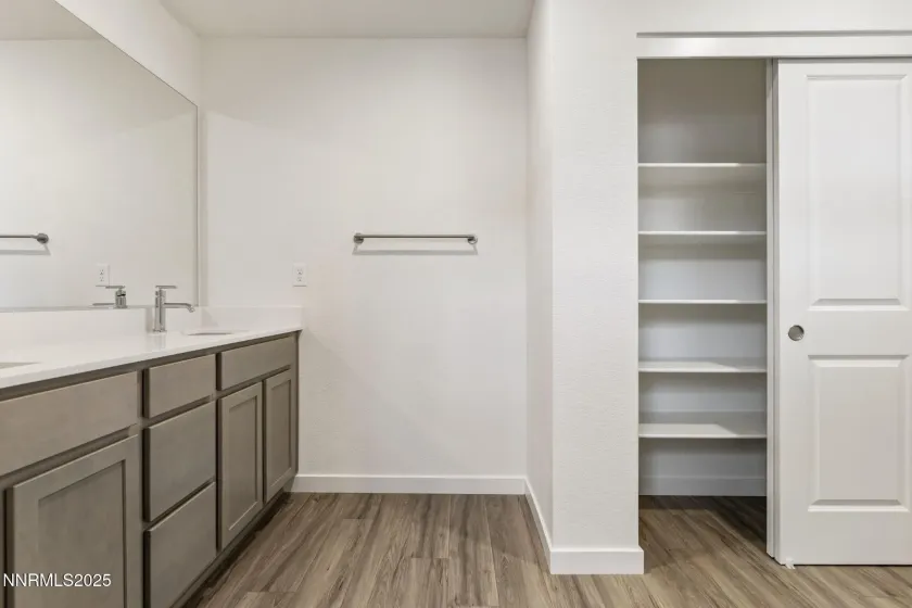 246 Green, Dayton, Nevada 89403, 3 Bedrooms Bedrooms, ,3 BathroomsBathrooms,Residential,Residential,Green,250059226