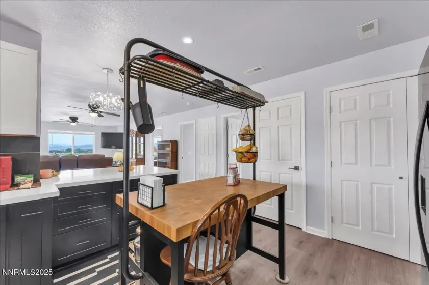 4895 Cheyenne, Stagecoach, Nevada 89429, 2 Bedrooms Bedrooms, ,1 BathroomBathrooms,Residential,Residential,Cheyenne,250059228