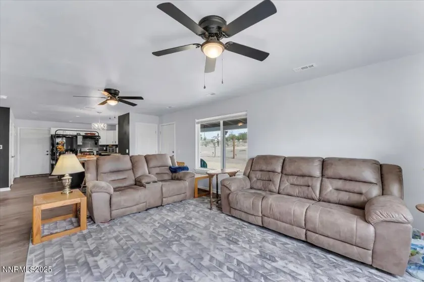 4895 Cheyenne, Stagecoach, Nevada 89429, 2 Bedrooms Bedrooms, ,1 BathroomBathrooms,Residential,Residential,Cheyenne,250059228