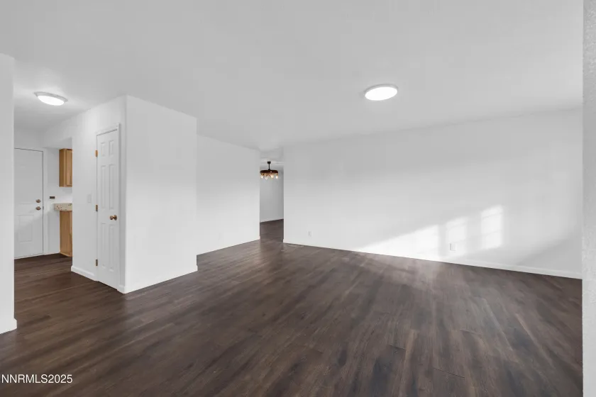 812 F, Fernley, Nevada 89408, 3 Bedrooms Bedrooms, ,2 BathroomsBathrooms,Residential,Residential,F,250059232