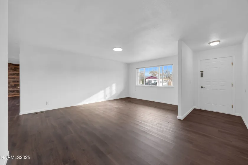 812 F, Fernley, Nevada 89408, 3 Bedrooms Bedrooms, ,2 BathroomsBathrooms,Residential,Residential,F,250059232