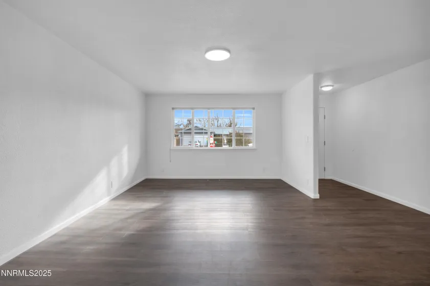 812 F, Fernley, Nevada 89408, 3 Bedrooms Bedrooms, ,2 BathroomsBathrooms,Residential,Residential,F,250059232