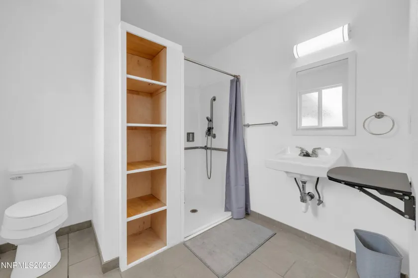 812 F, Fernley, Nevada 89408, 3 Bedrooms Bedrooms, ,2 BathroomsBathrooms,Residential,Residential,F,250059232