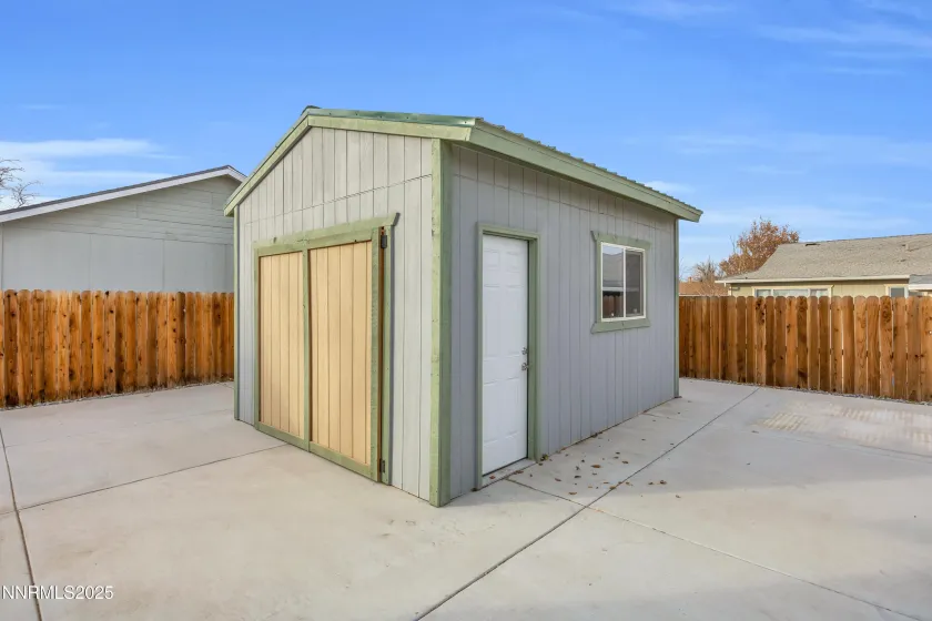 812 F, Fernley, Nevada 89408, 3 Bedrooms Bedrooms, ,2 BathroomsBathrooms,Residential,Residential,F,250059232