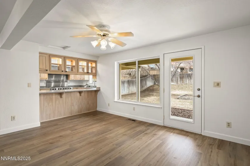 6875 Pah Rah, Sparks, Nevada 89436, 3 Bedrooms Bedrooms, ,3 BathroomsBathrooms,Residential,Residential,Pah Rah,250059233