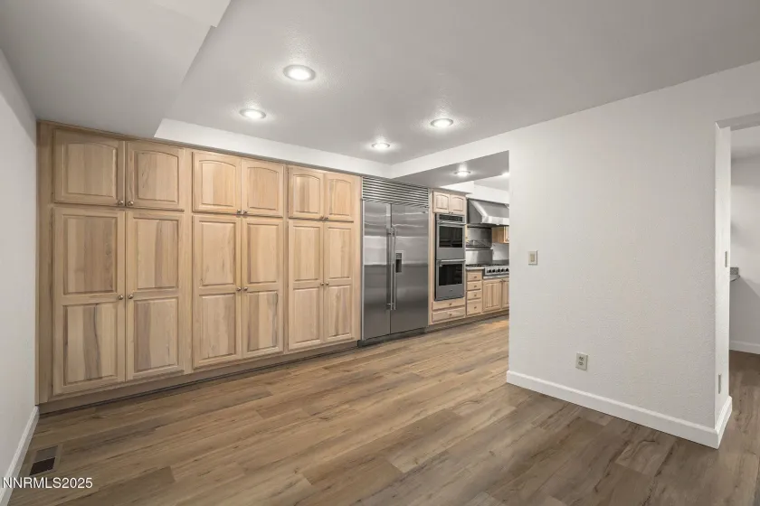 6875 Pah Rah, Sparks, Nevada 89436, 3 Bedrooms Bedrooms, ,3 BathroomsBathrooms,Residential,Residential,Pah Rah,250059233