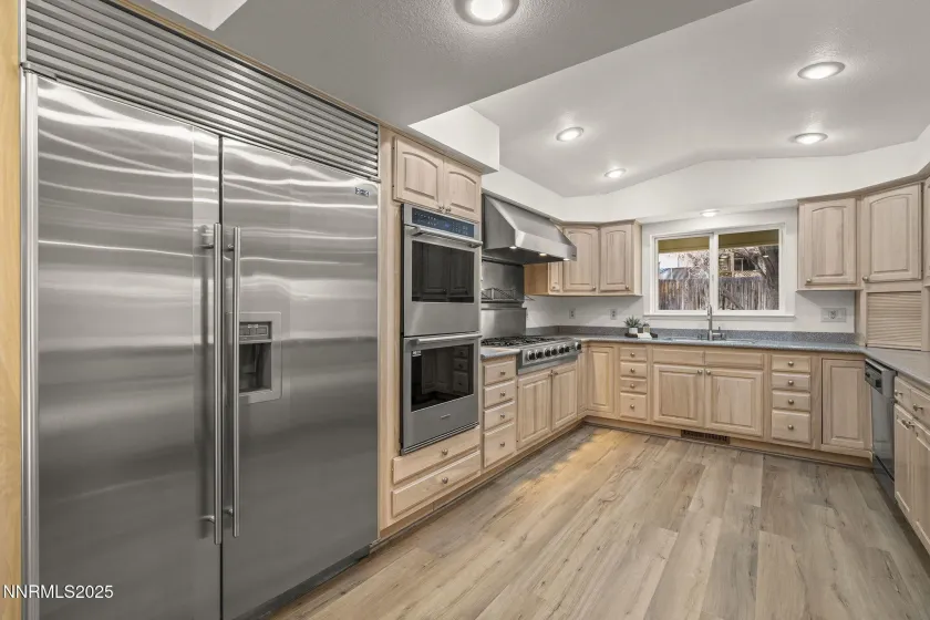 6875 Pah Rah, Sparks, Nevada 89436, 3 Bedrooms Bedrooms, ,3 BathroomsBathrooms,Residential,Residential,Pah Rah,250059233