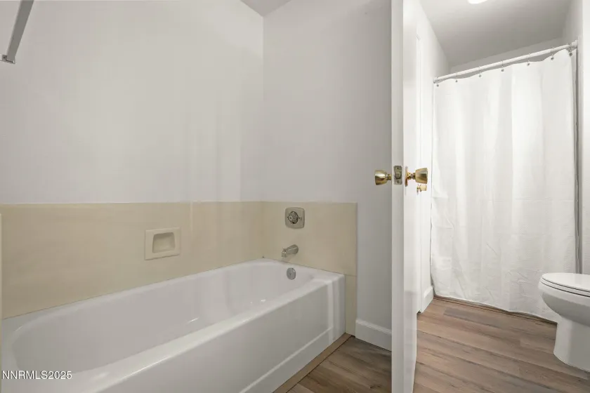 6875 Pah Rah, Sparks, Nevada 89436, 3 Bedrooms Bedrooms, ,3 BathroomsBathrooms,Residential,Residential,Pah Rah,250059233