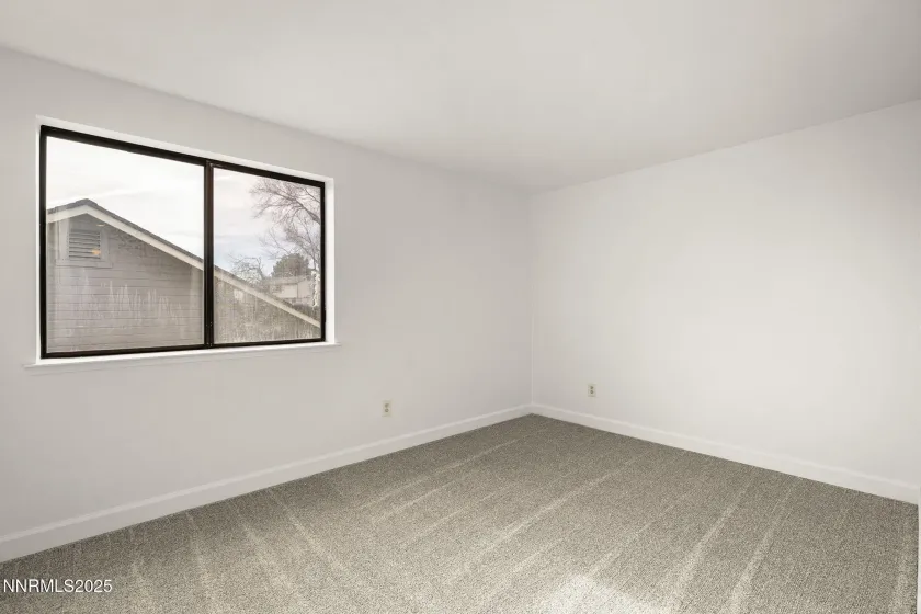 6875 Pah Rah, Sparks, Nevada 89436, 3 Bedrooms Bedrooms, ,3 BathroomsBathrooms,Residential,Residential,Pah Rah,250059233