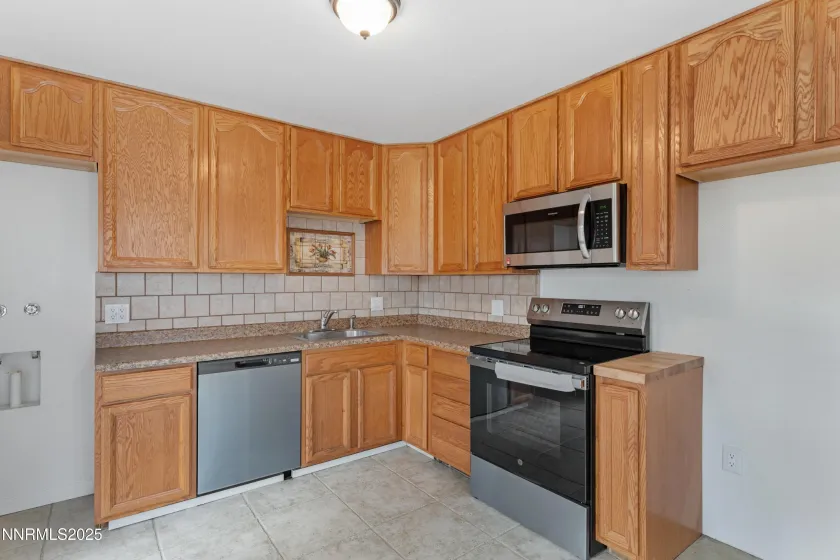 343 Richards, Sparks, Nevada 89431, 3 Bedrooms Bedrooms, ,1 BathroomBathrooms,Residential,Residential,Richards,250059234