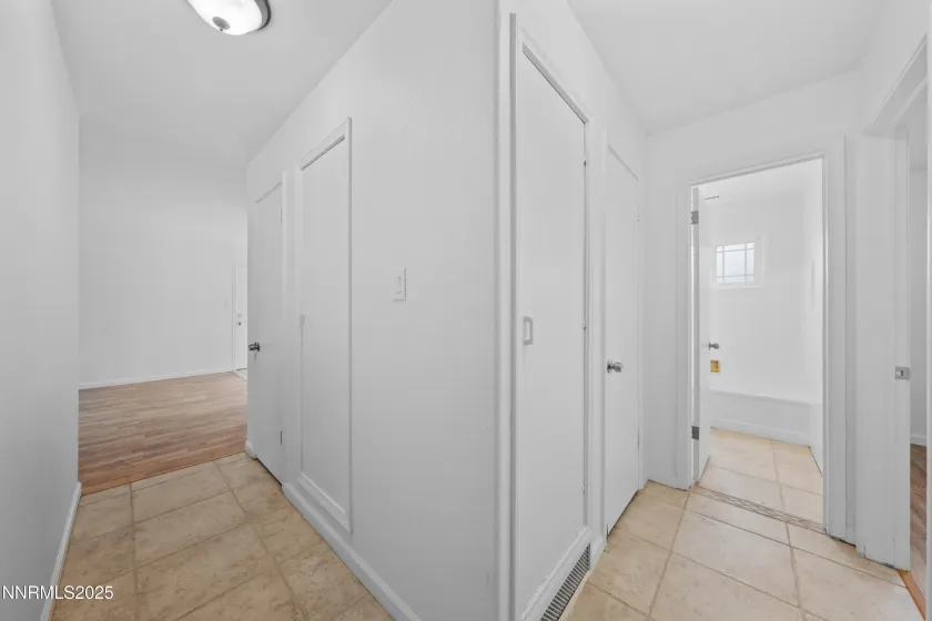 343 Richards, Sparks, Nevada 89431, 3 Bedrooms Bedrooms, ,1 BathroomBathrooms,Residential,Residential,Richards,250059234