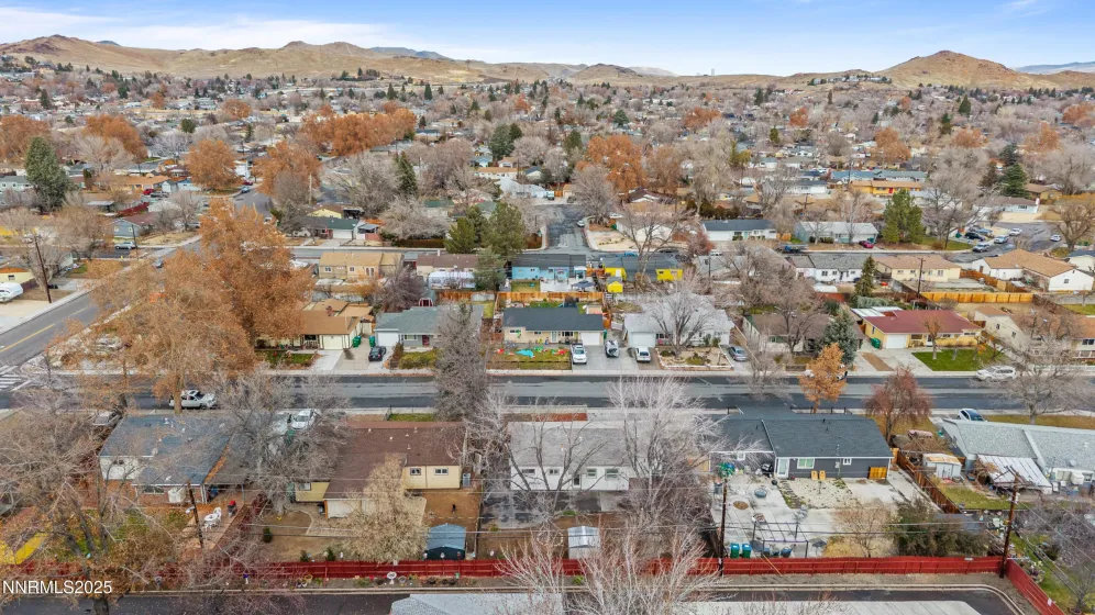 343 Richards, Sparks, Nevada 89431, 3 Bedrooms Bedrooms, ,1 BathroomBathrooms,Residential,Residential,Richards,250059234