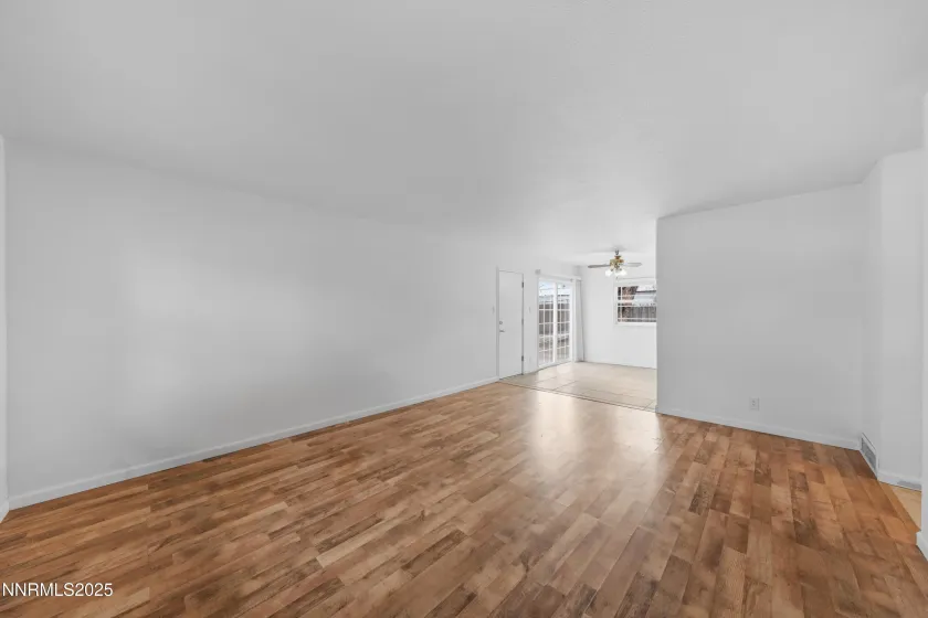 343 Richards, Sparks, Nevada 89431, 3 Bedrooms Bedrooms, ,1 BathroomBathrooms,Residential,Residential,Richards,250059234