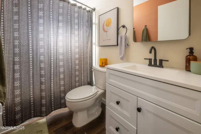 2860 Santa Ana, Reno, Nevada 89502, 3 Bedrooms Bedrooms, ,3 BathroomsBathrooms,Residential,Residential,Santa Ana,250059249