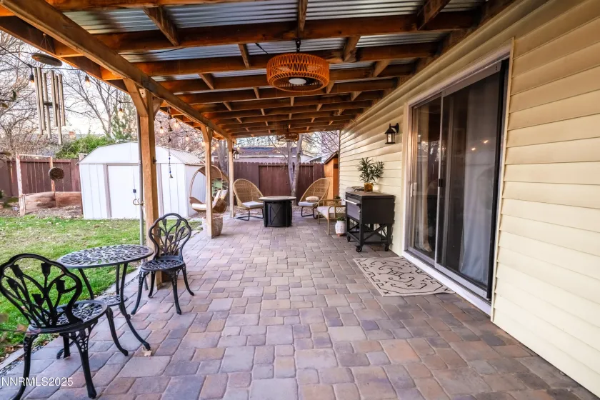 2860 Santa Ana, Reno, Nevada 89502, 3 Bedrooms Bedrooms, ,3 BathroomsBathrooms,Residential,Residential,Santa Ana,250059249