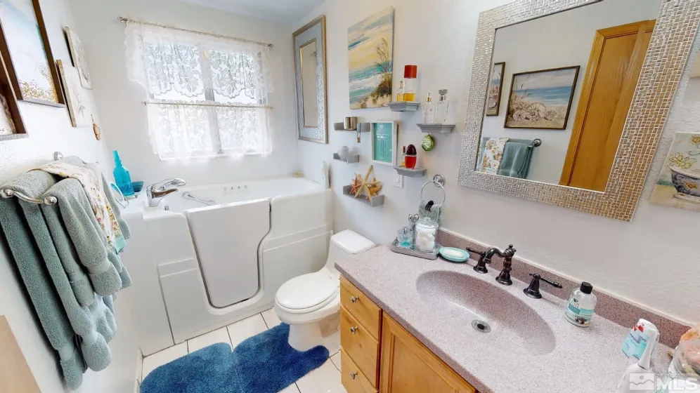 150 Reeves, Mc Dermitt, Nevada 89421, 2 Bedrooms Bedrooms, ,3 BathroomsBathrooms,Residential,Residential,Reeves,230005786