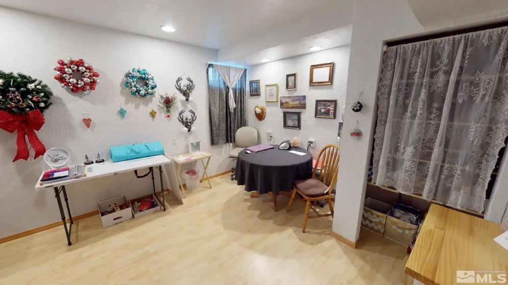 150 Reeves, Mc Dermitt, Nevada 89421, 2 Bedrooms Bedrooms, ,3 BathroomsBathrooms,Residential,Residential,Reeves,230005786