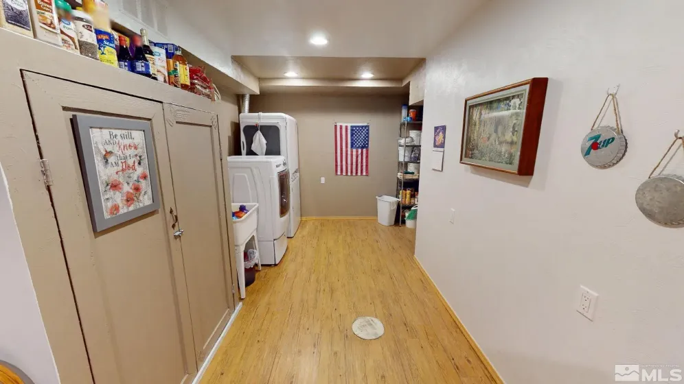 150 Reeves, Mc Dermitt, Nevada 89421, 2 Bedrooms Bedrooms, ,3 BathroomsBathrooms,Residential,Residential,Reeves,230005786