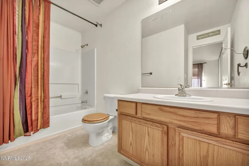 18120 Hazelnut, Reno, Nevada 89508, 3 Bedrooms Bedrooms, ,2 BathroomsBathrooms,Residential,Residential,Hazelnut,250059250