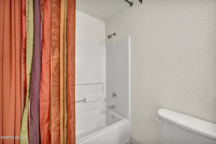 18120 Hazelnut, Reno, Nevada 89508, 3 Bedrooms Bedrooms, ,2 BathroomsBathrooms,Residential,Residential,Hazelnut,250059250