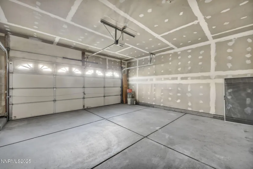 18120 Hazelnut, Reno, Nevada 89508, 3 Bedrooms Bedrooms, ,2 BathroomsBathrooms,Residential,Residential,Hazelnut,250059250