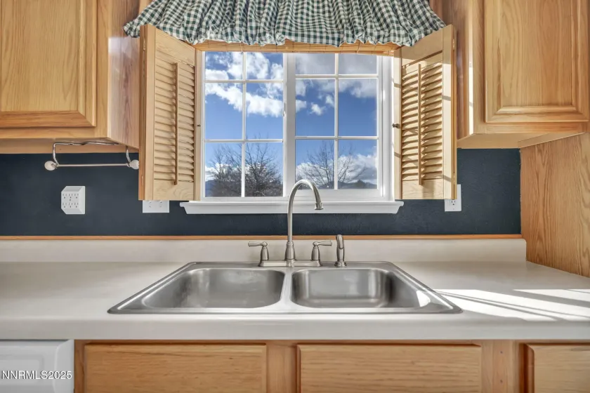 18120 Hazelnut, Reno, Nevada 89508, 3 Bedrooms Bedrooms, ,2 BathroomsBathrooms,Residential,Residential,Hazelnut,250059250