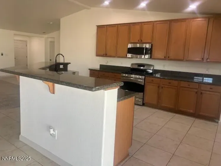 138 Bethpage, Dayton, Nevada 89403, 4 Bedrooms Bedrooms, ,3 BathroomsBathrooms,Residential,Residential,Bethpage,250059251