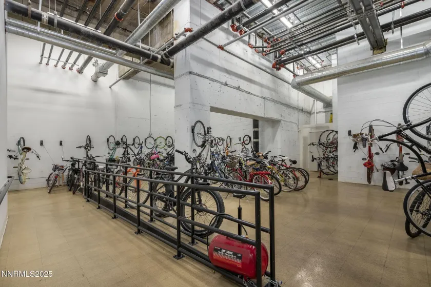 255 Sierra, Reno, Nevada 89501, ,1 BathroomBathrooms,Residential,Residential,Sierra,250059252