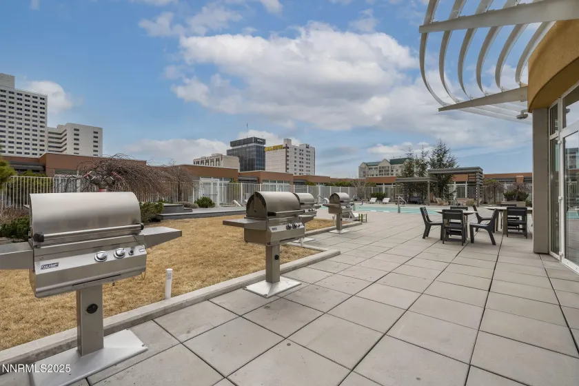 255 Sierra, Reno, Nevada 89501, ,1 BathroomBathrooms,Residential,Residential,Sierra,250059252